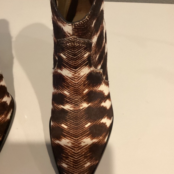 Western Booties- Ankle Boots - Picture 2 of 16